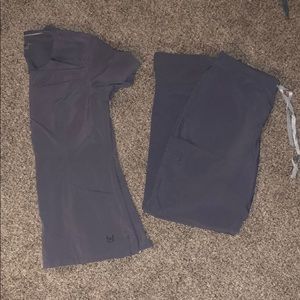 Gray Urbane Scrub Set